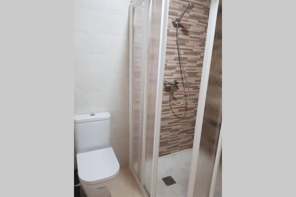 Apartamento Con Vistas Al Rio A Solaina Samos Bagian luar foto